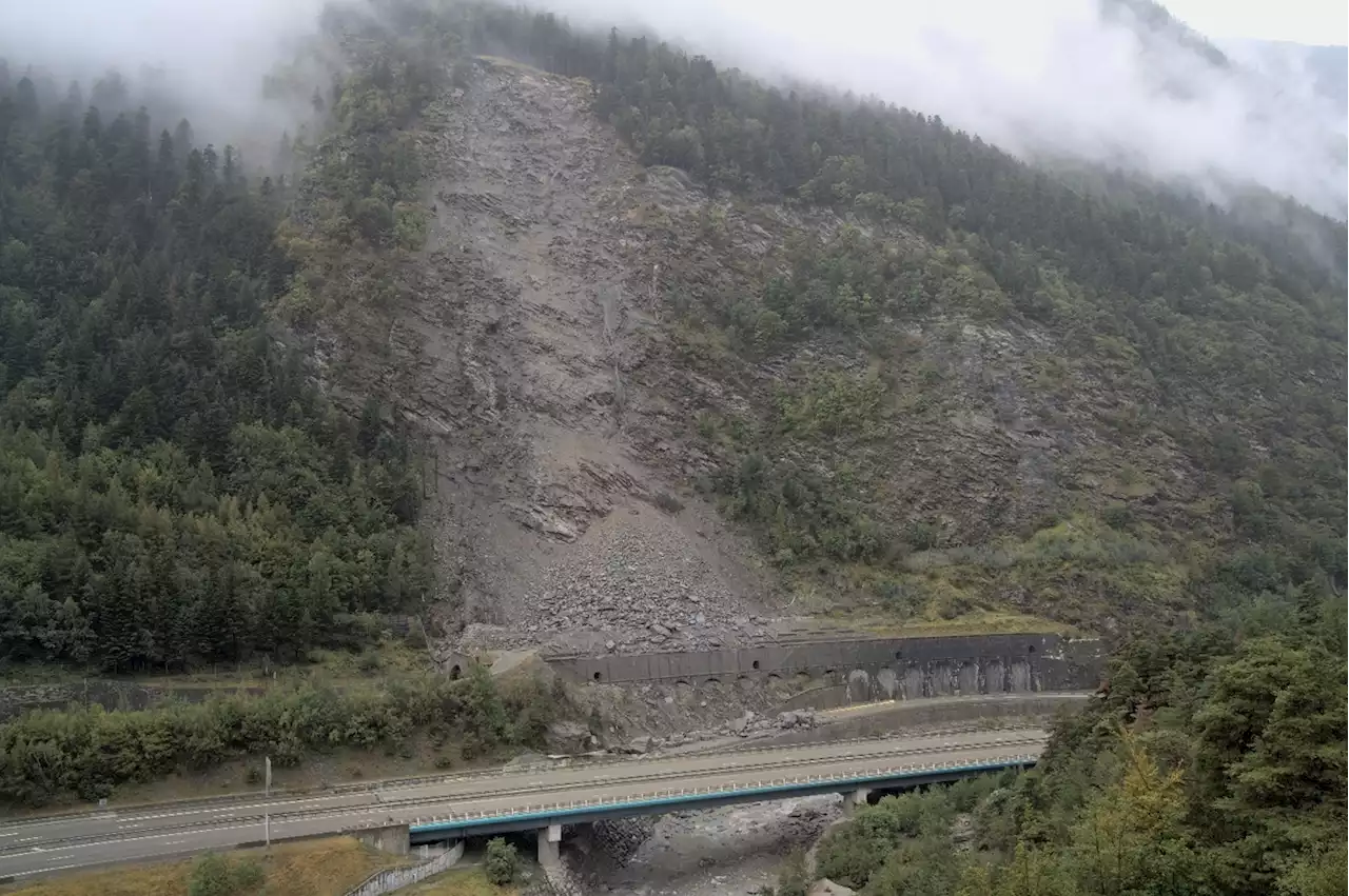 Trafic ferroviaire et routier très perturbé entre France et Italie après un éboulement en Savoie