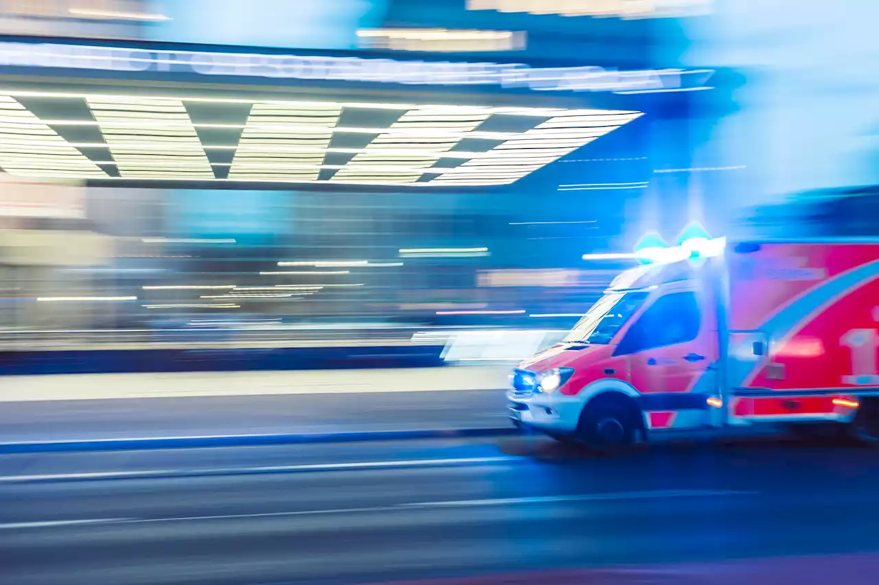 Ambulances should take cardiac arrest victims to closest emergency department, study shows