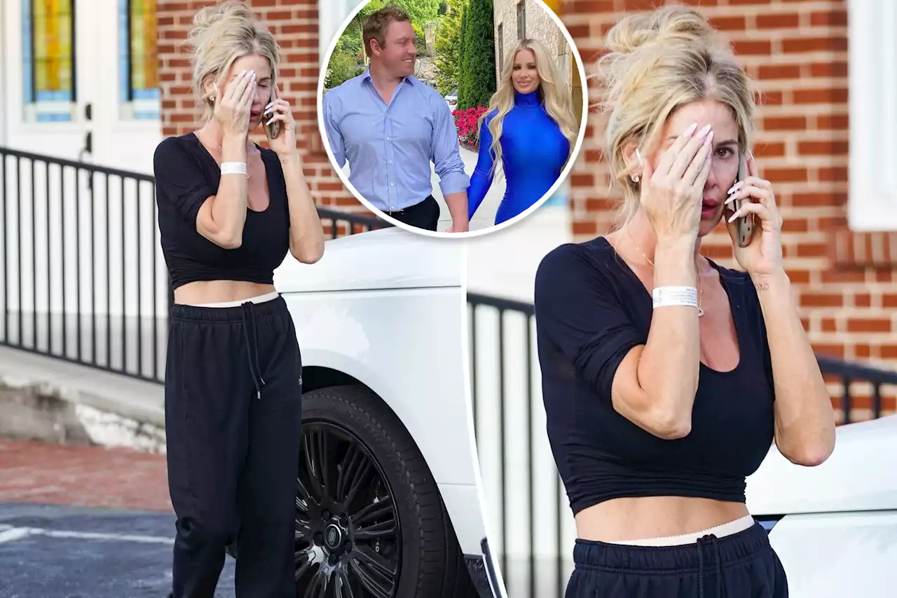 Distressed-looking Kim Zolciak removes wedding ring after Kroy Biermann files for divorce for second time