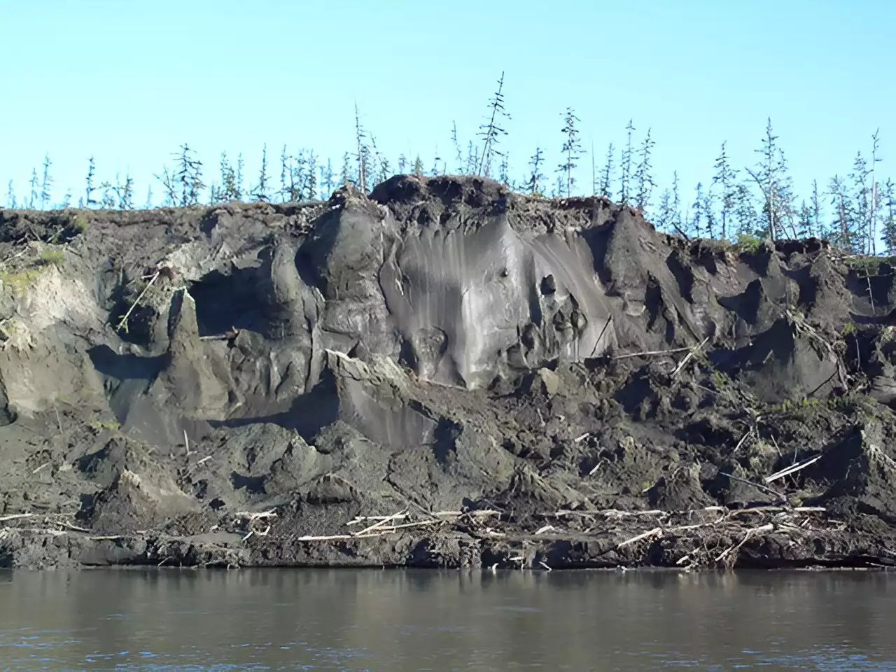 Past warm period reveals limited near-surface permafrost extent