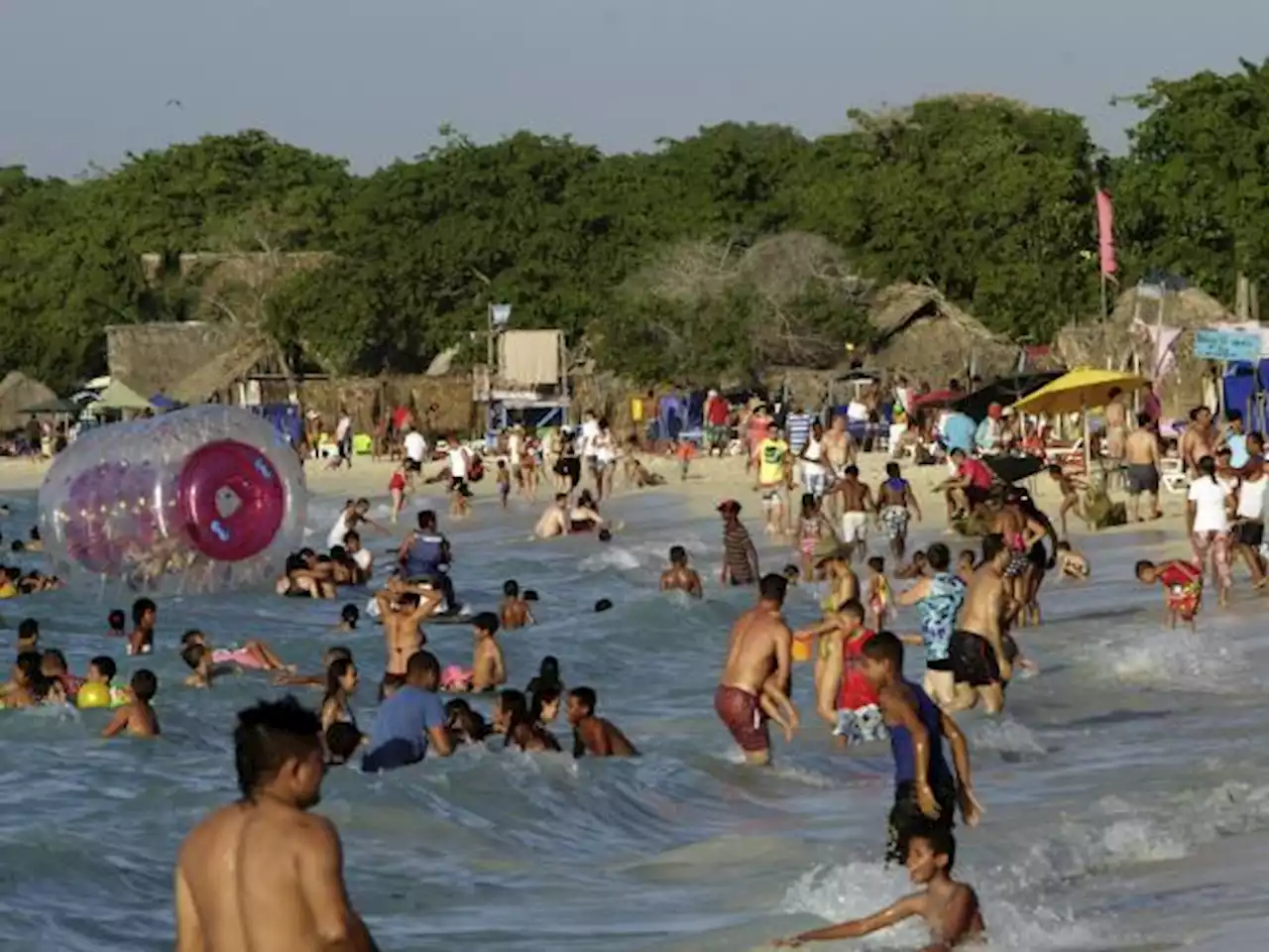 Indignación y rechazo por ataque a turistas españoles en Cartagena