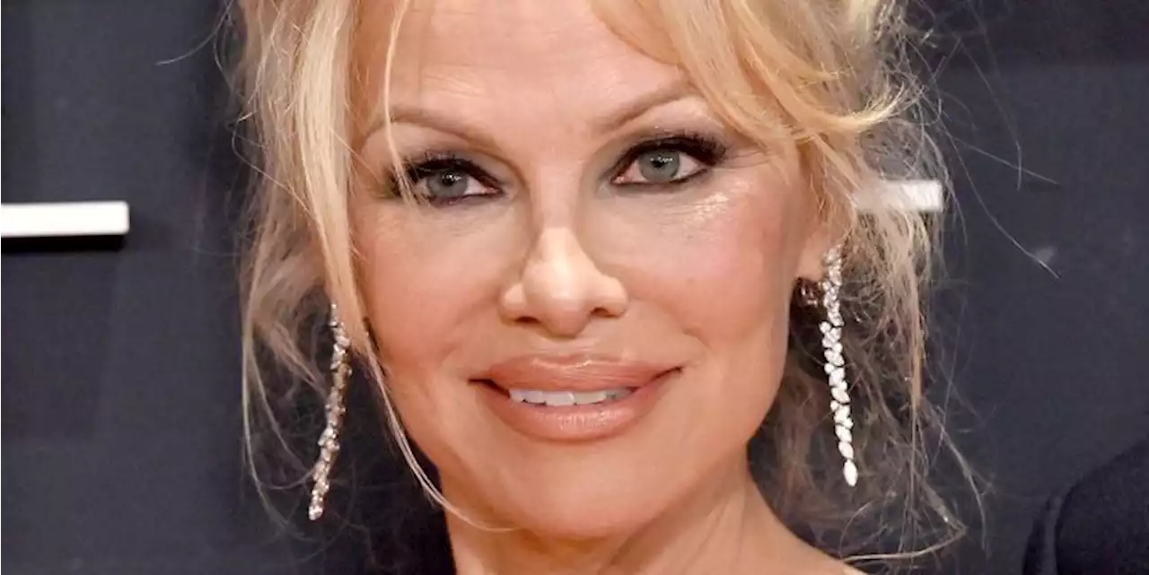 At 56, Pamela Anderson Flaunts Freckles in Bare-Faced Selfie and Fans Have Thoughts