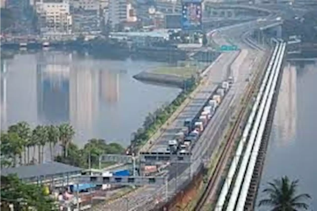 Heavy traffic expected at Woodlands, Tuas land checkpoints from Aug 31