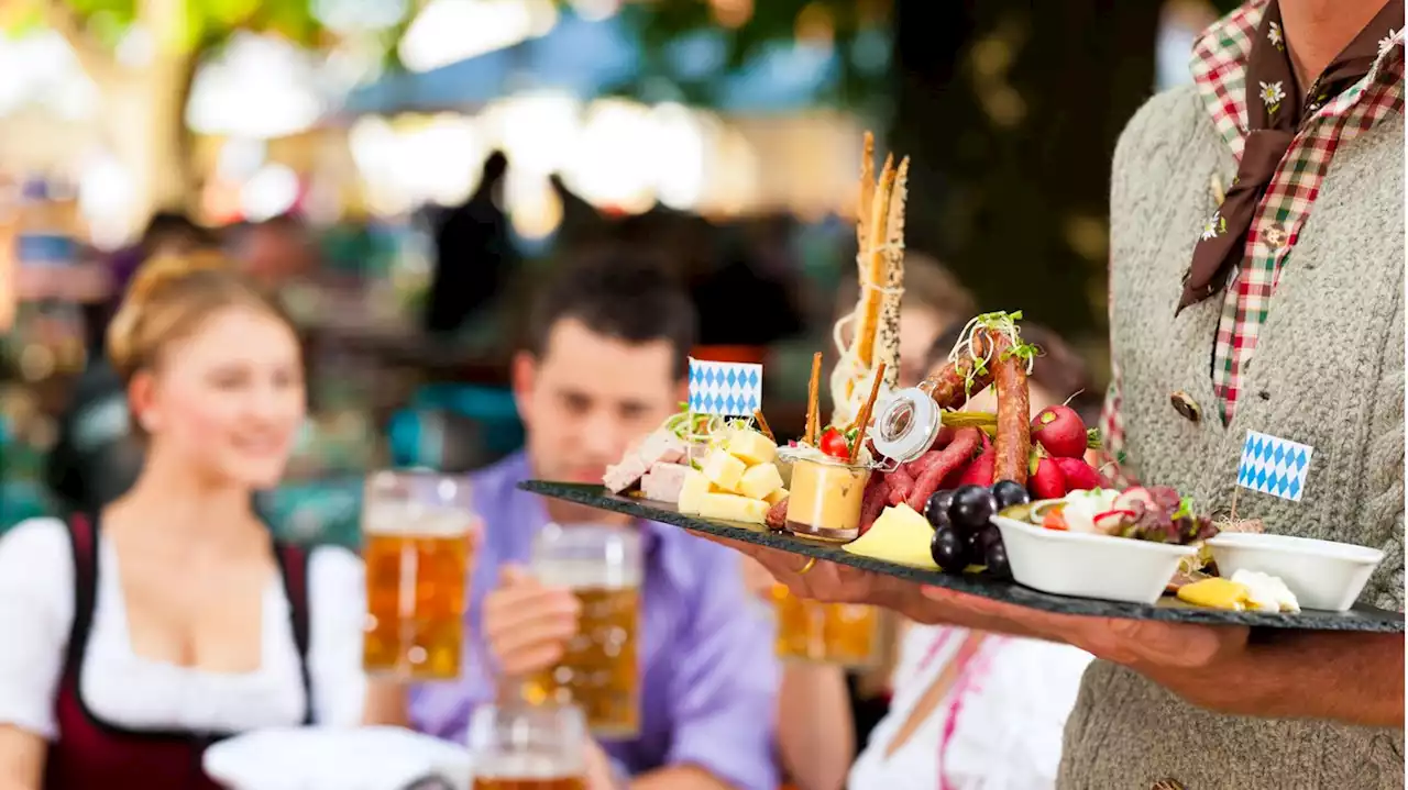 Oktoberfest-Deko: So holen Sie sich das bayerische Flair nach Hause