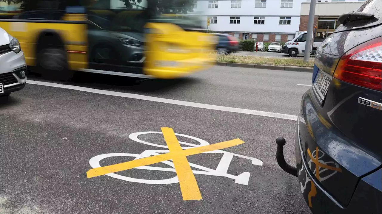 Streit um Radweg in Berlin: Umwelthilfe wirft Senat Missachtung des Gerichts vor