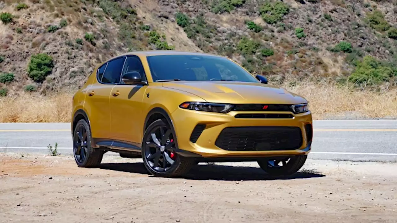 2024 Dodge Hornet R/T Photo Gallery