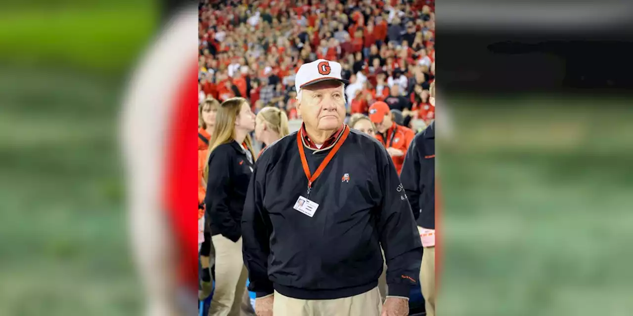 Owner of Georgia’s ‘Uga’ mascot dies at 90