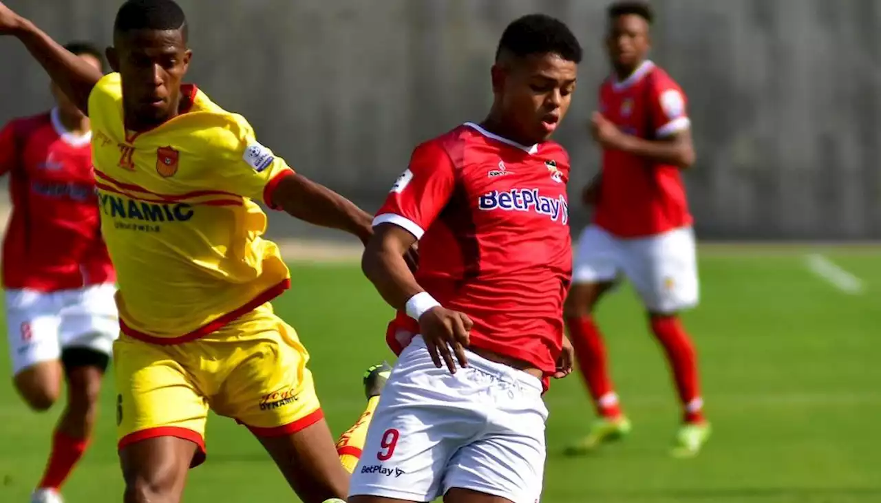 Barranquilla FC derrotó 2-0 al Bogotá y es líder transitorio en la B