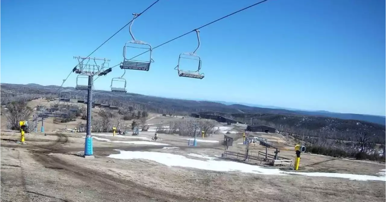 Unusually warm winter makes for dour start to Aussie ski season