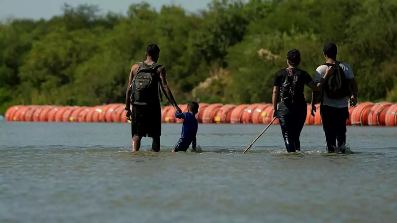 Body found in Rio Grand buoy barrier, Mexico says