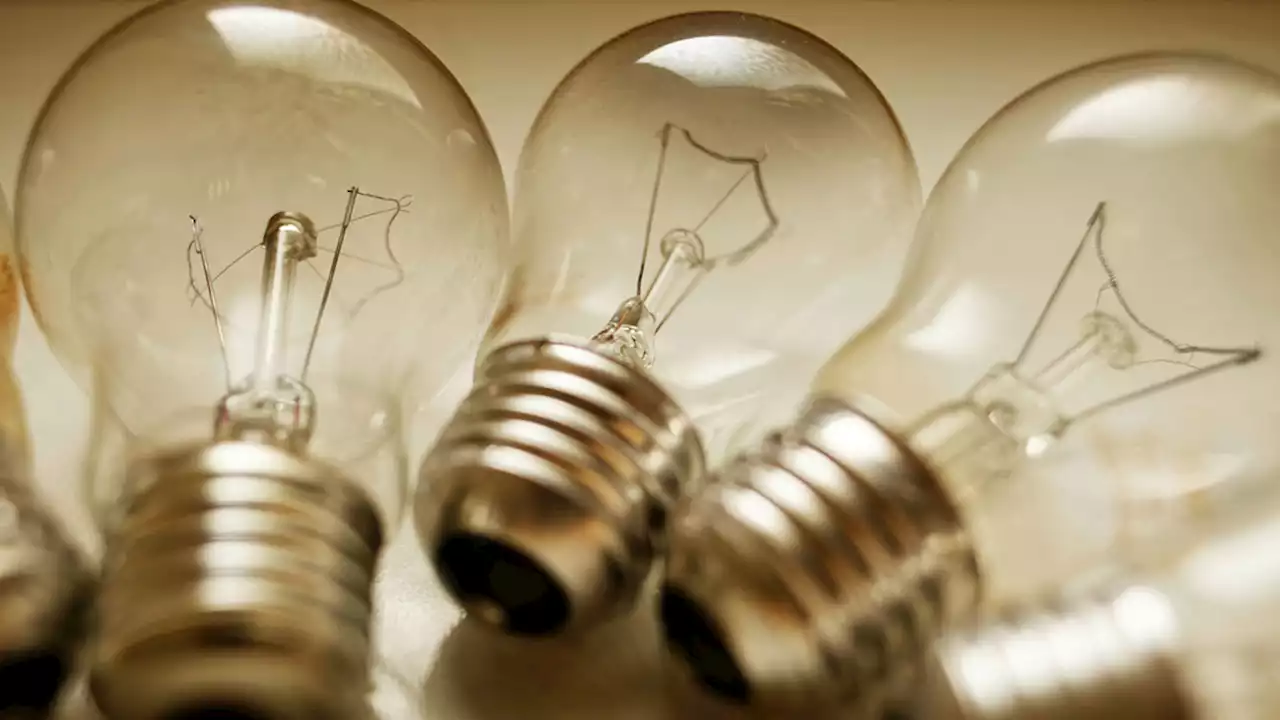 Incandescent light bulb ban: What you need to know as new rule takes effect