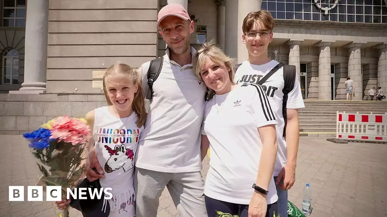 Ukraine war: Family reunited 18 months after tearful goodbye on Platform 5