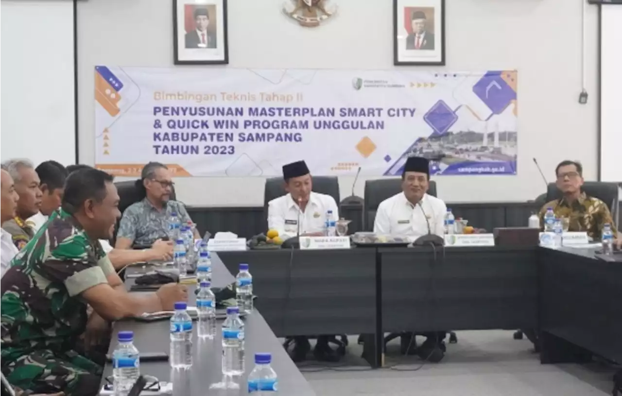 Fokus Wujudkan Smart City, Wabup Sampang Buka Bimtek Tahap II Penyusunan Masterplan 2023