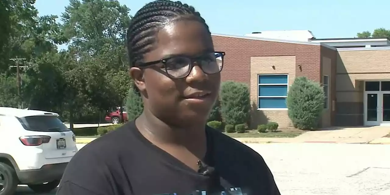 14-year-old pays off all student lunch debts at his former elementary school