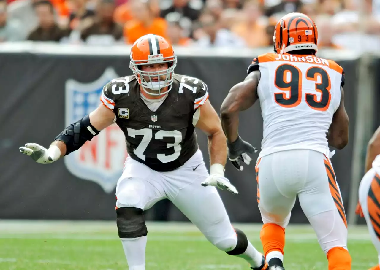 ‘Chess match:’ What it was like to rush the QB against Joe Thomas in the NFL