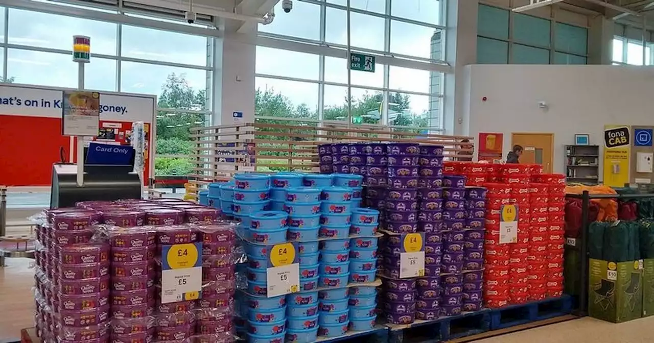 Tesco shoppers split as retailer stocks Christmas food in August