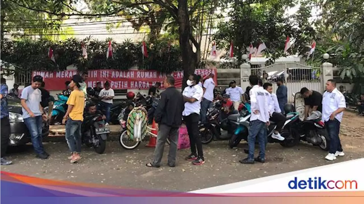 Rumah Guruh Soekarnoputra Dijaga Sekelompok Orang Jelang Dieksekusi PN Jaksel