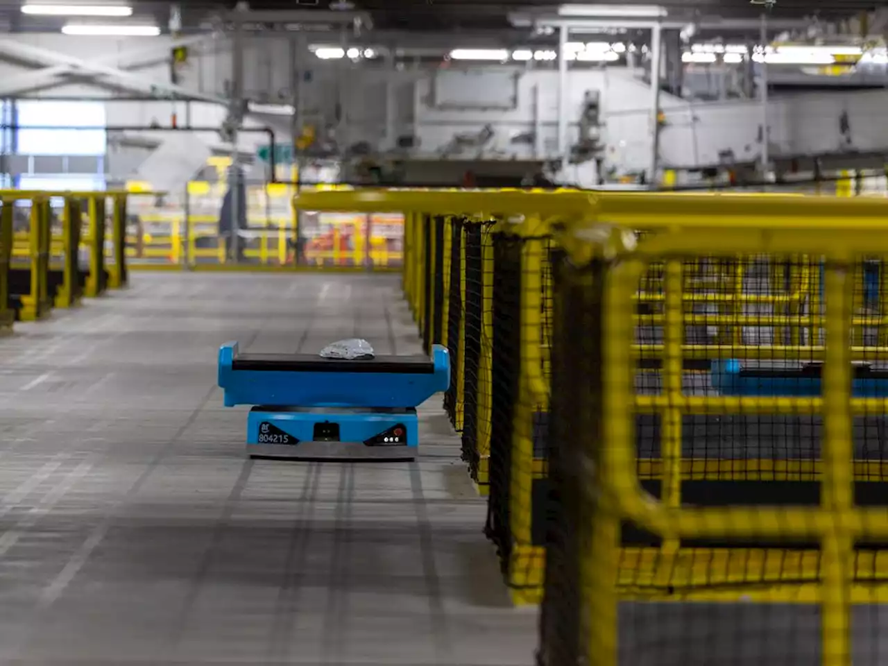 Amazon to open robotics-backed fulfilment centre in Ontario, hire over 1,000 employees