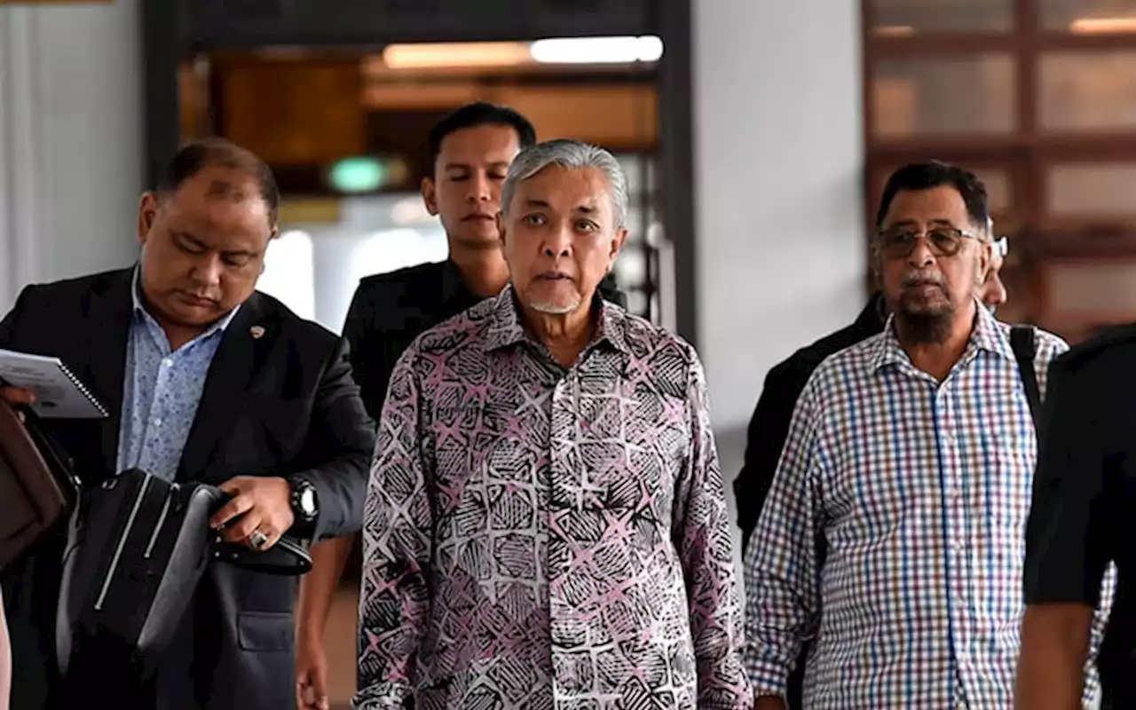 Zahid never allowed use of foundation money to pay credit card debts, court hears