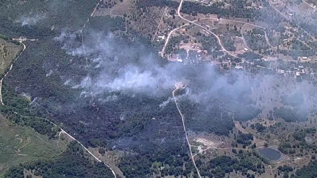 Grass fire burning in Wise County now 70% contained