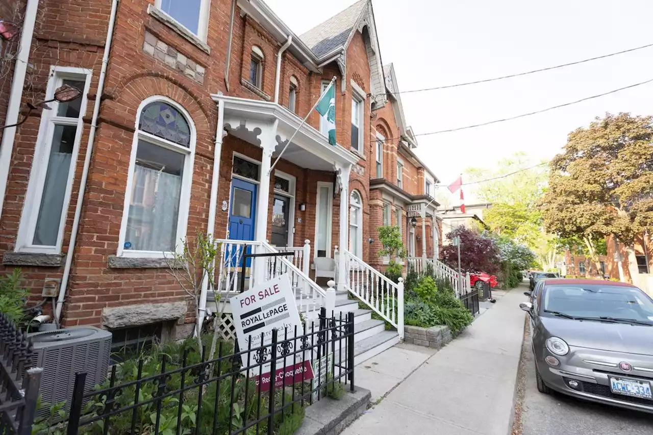 Toronto home sales drop in July for second straight month