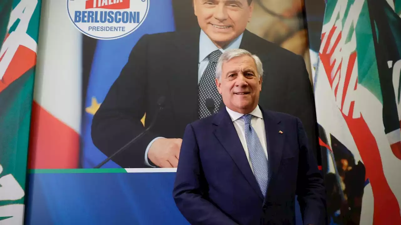 Il centro magico. Tajani mette i suoi fedelissimi ai vertici di Forza Italia (di P. Salvatori)