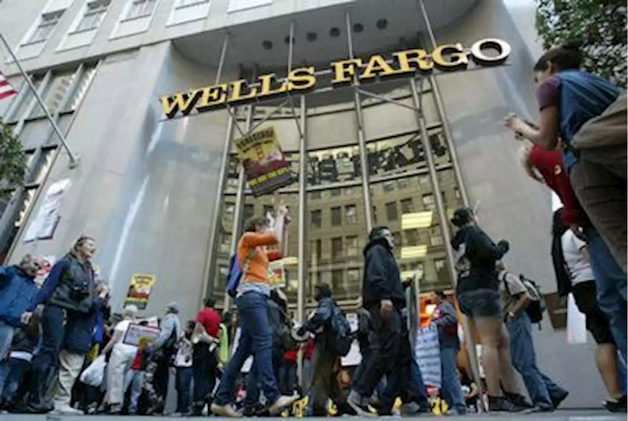 Wells Fargo accused of new fake-accounts scam in lawsuit alleging racketeering, identity-fraud