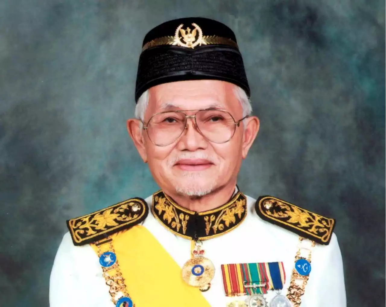 Abdul Taib pulang ke Sarawak tidak lama lagi, kata Abang Johari | The Malaysian Insight