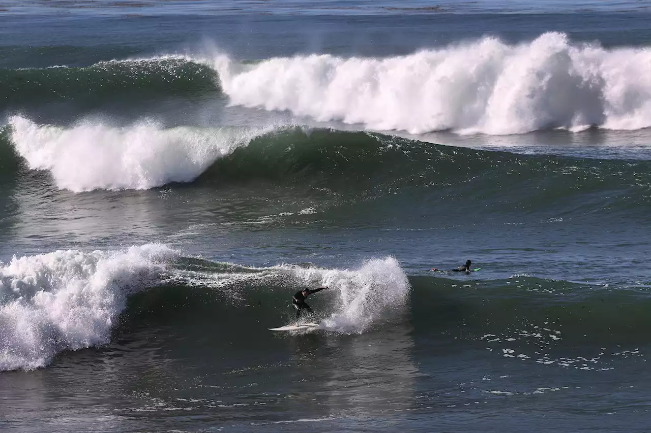 Waves grow up to 13 feet tall in California as Earth warms, research finds