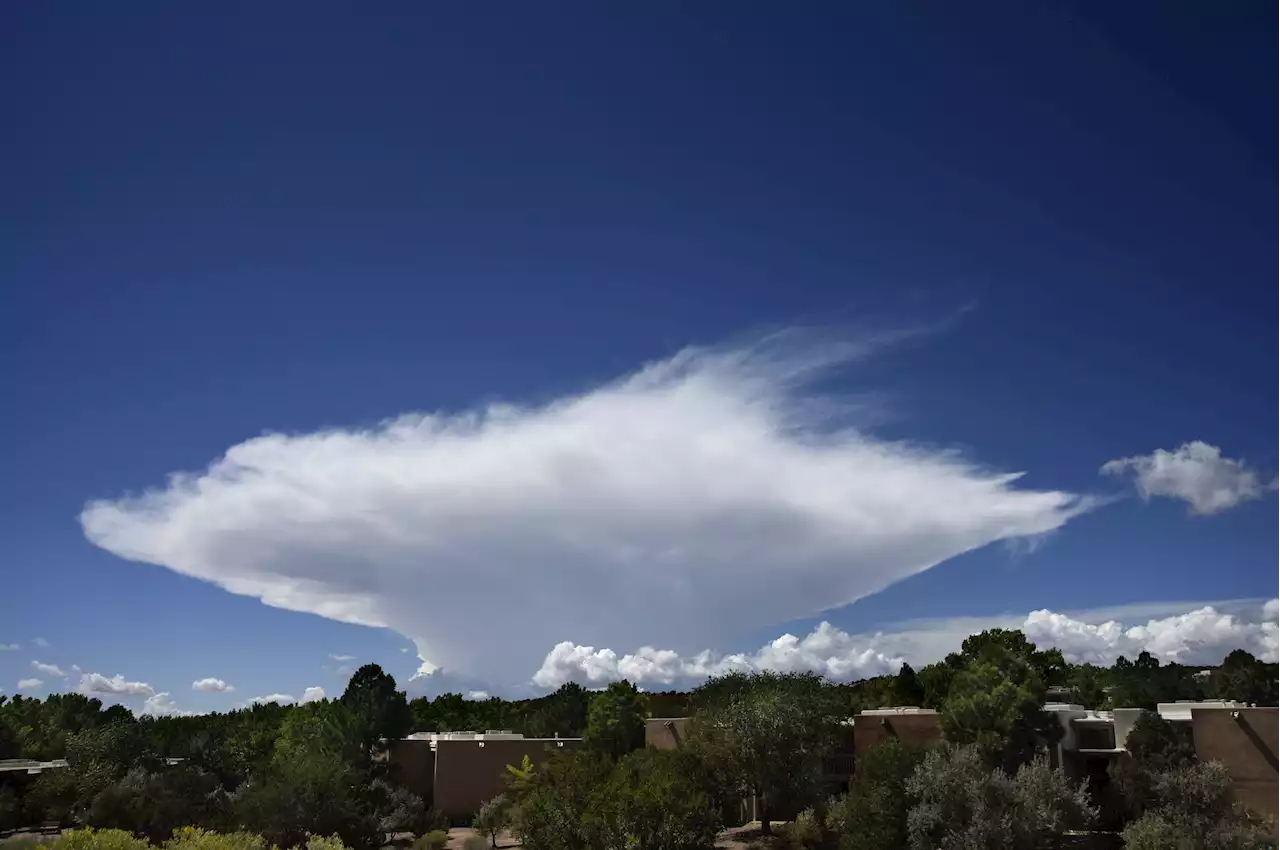 'Nuclear mushroom' cloud in Southern Russia freaks out locals