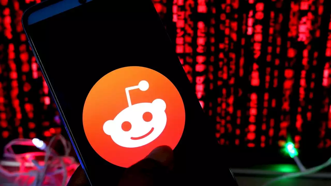 Reddit is having a 'major outage' on desktop, mobile, and native apps