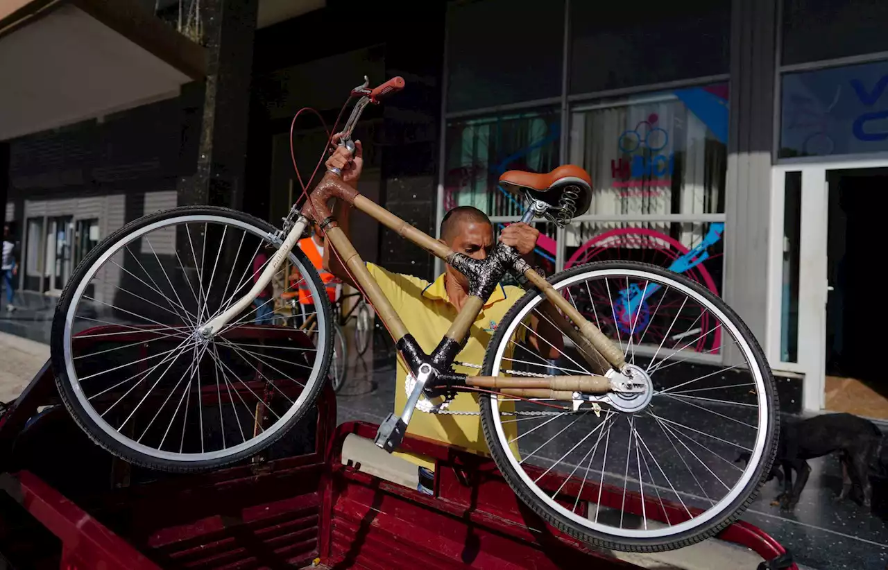 Eco-friendly bamboo bicycles hit the streets in Cuba