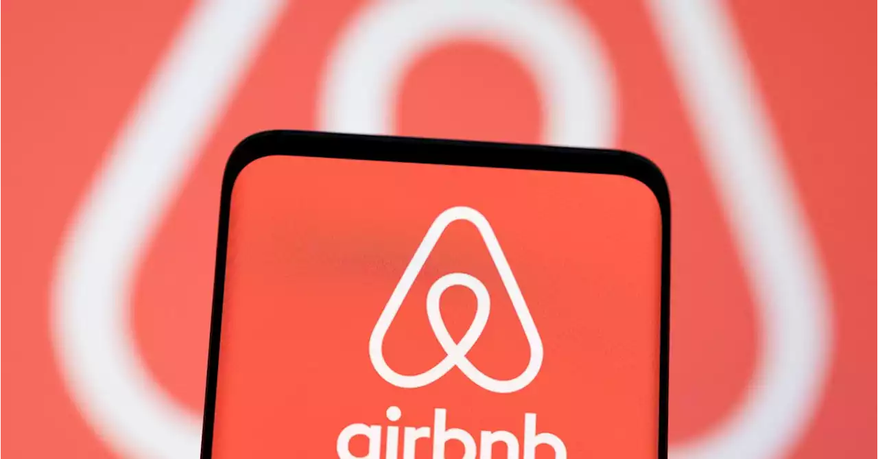 Airbnb forecasts Q3 revenue above estimates on rebound in international travel