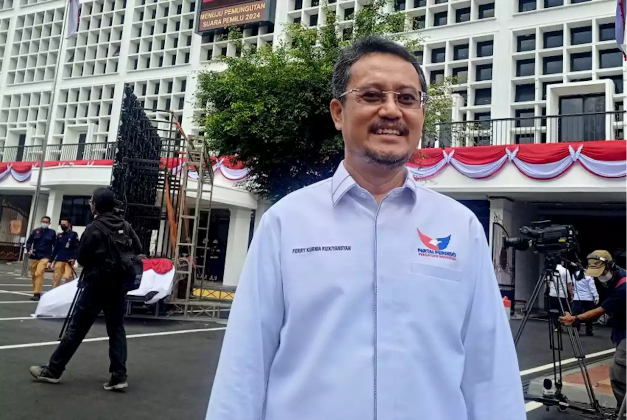 Puji Sikap Jokowi Hadapi Kritik, Ferry Kurnia Rizkiyansyah: Retorika Rocky Gerung Penuh dengan Kebencian