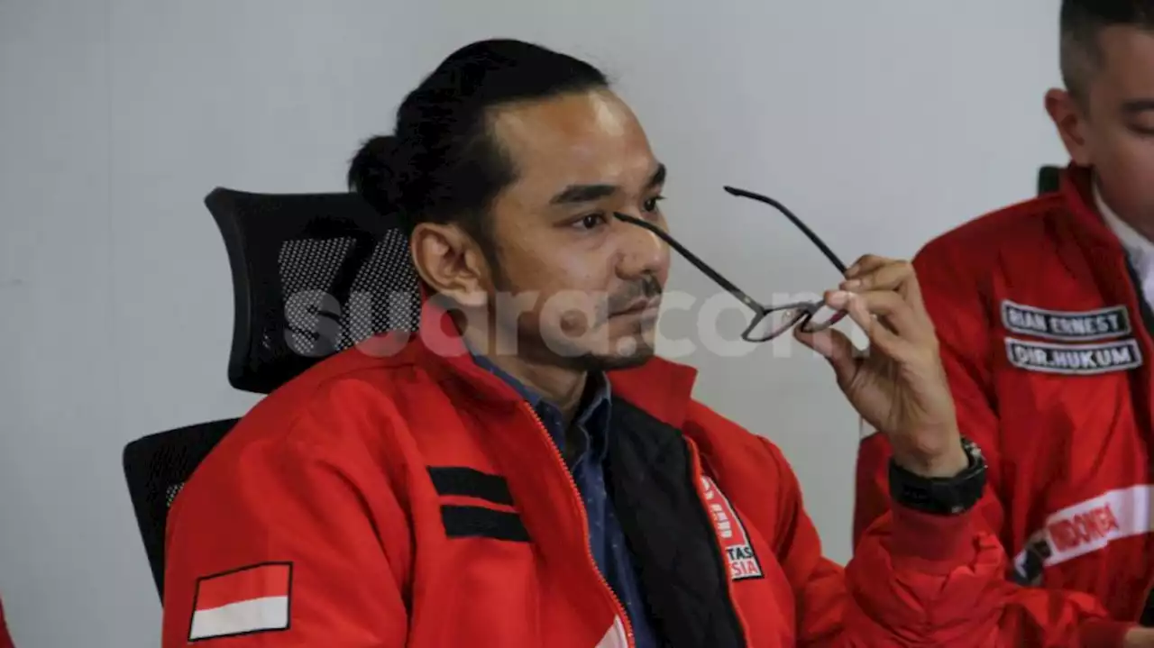 Elite PSI Sindir 2 Partai Besar: Ada yang Humble, Ada yang Sinis