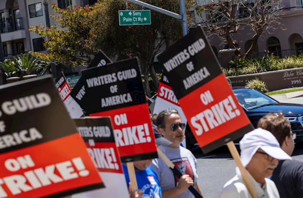 Irish writers and actors in Hollywood to join picket line