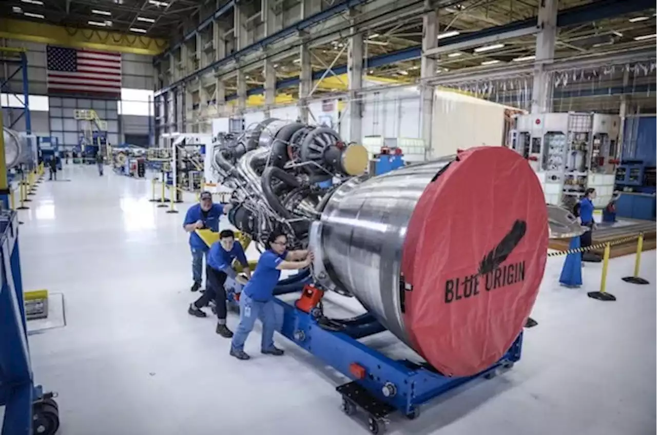 Blue Origin directs staff back to their desks