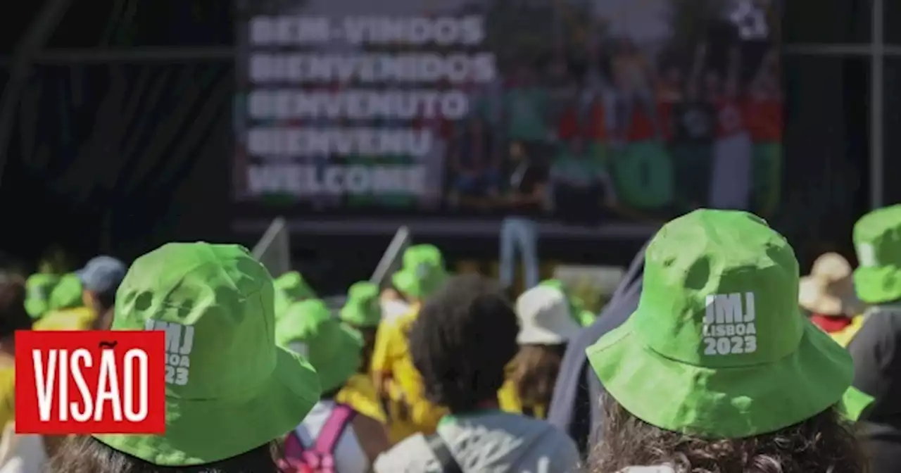 Visão | JMJ: Voluntárias sul-coreanas apresentaram queixa à PSP sobre câmara em balneários