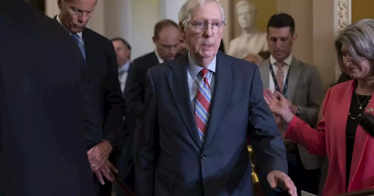 Sen. McConnell appears to freeze while speaking for second time