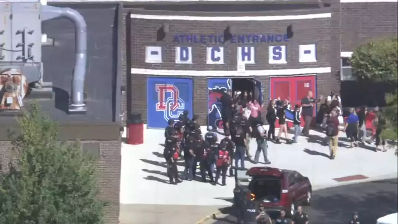 Dundee-Crown High School in Carpentersville under lockdown; students seen evacuating