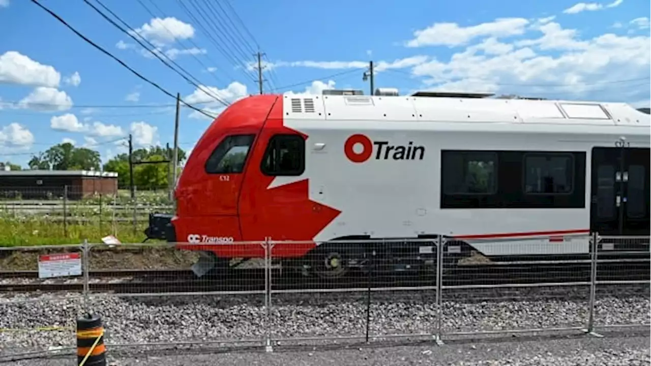 Hydro Ottawa strike holds up work on 2 powerless LRT stations