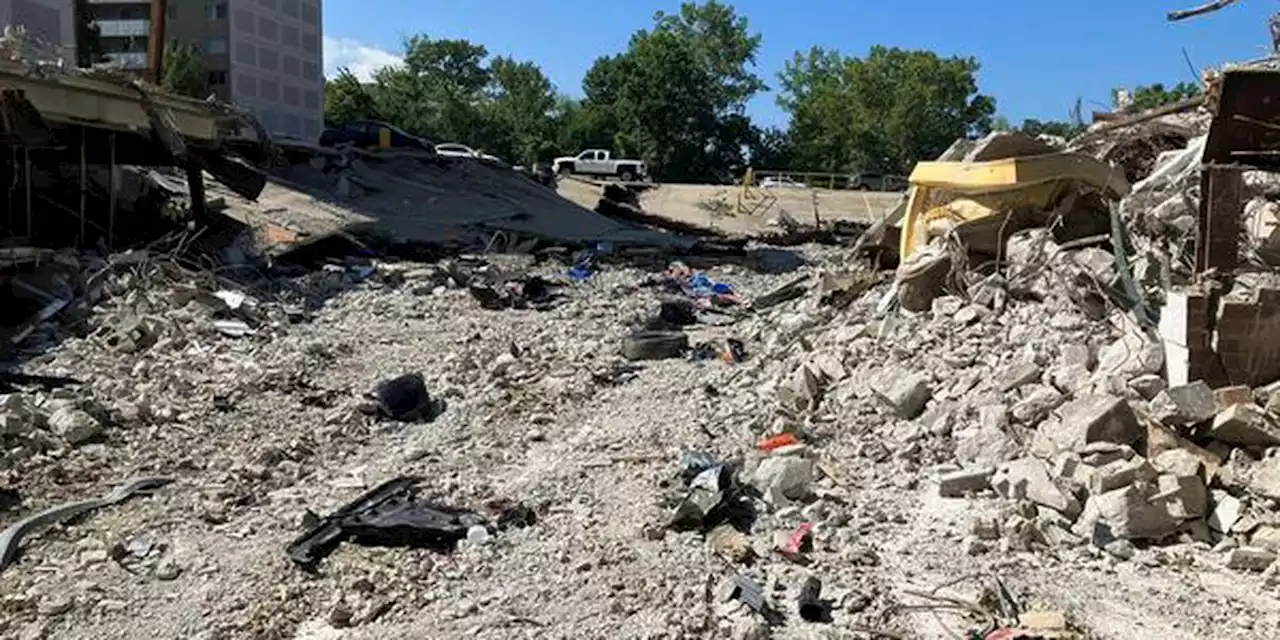 Tenants in Willowick still waiting on answers after garage collapse