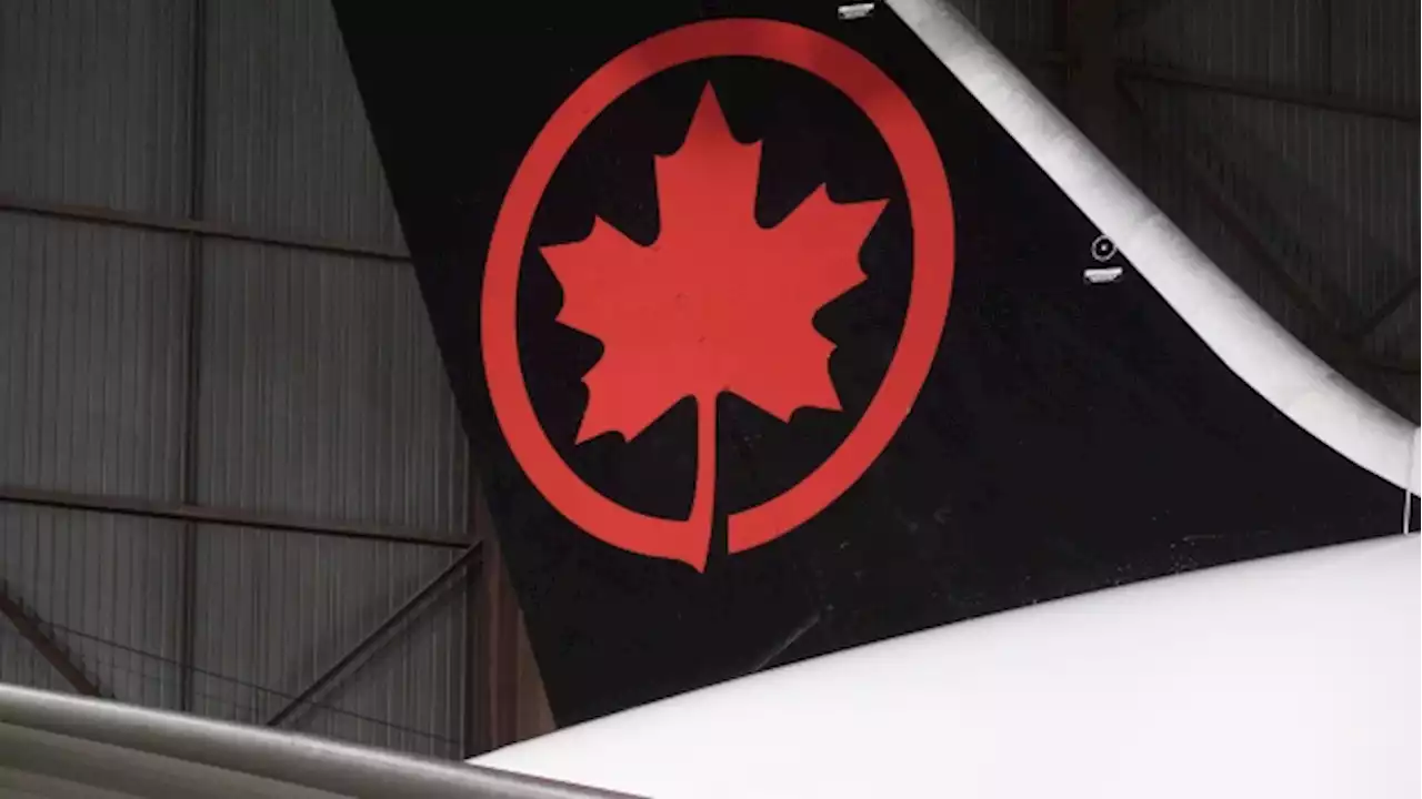 Air Canada slashing routes out of Calgary in face of ongoing pilot shortage