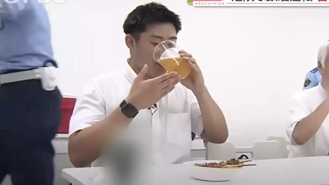 Japanese driving school gives motorists beer and tests their skills