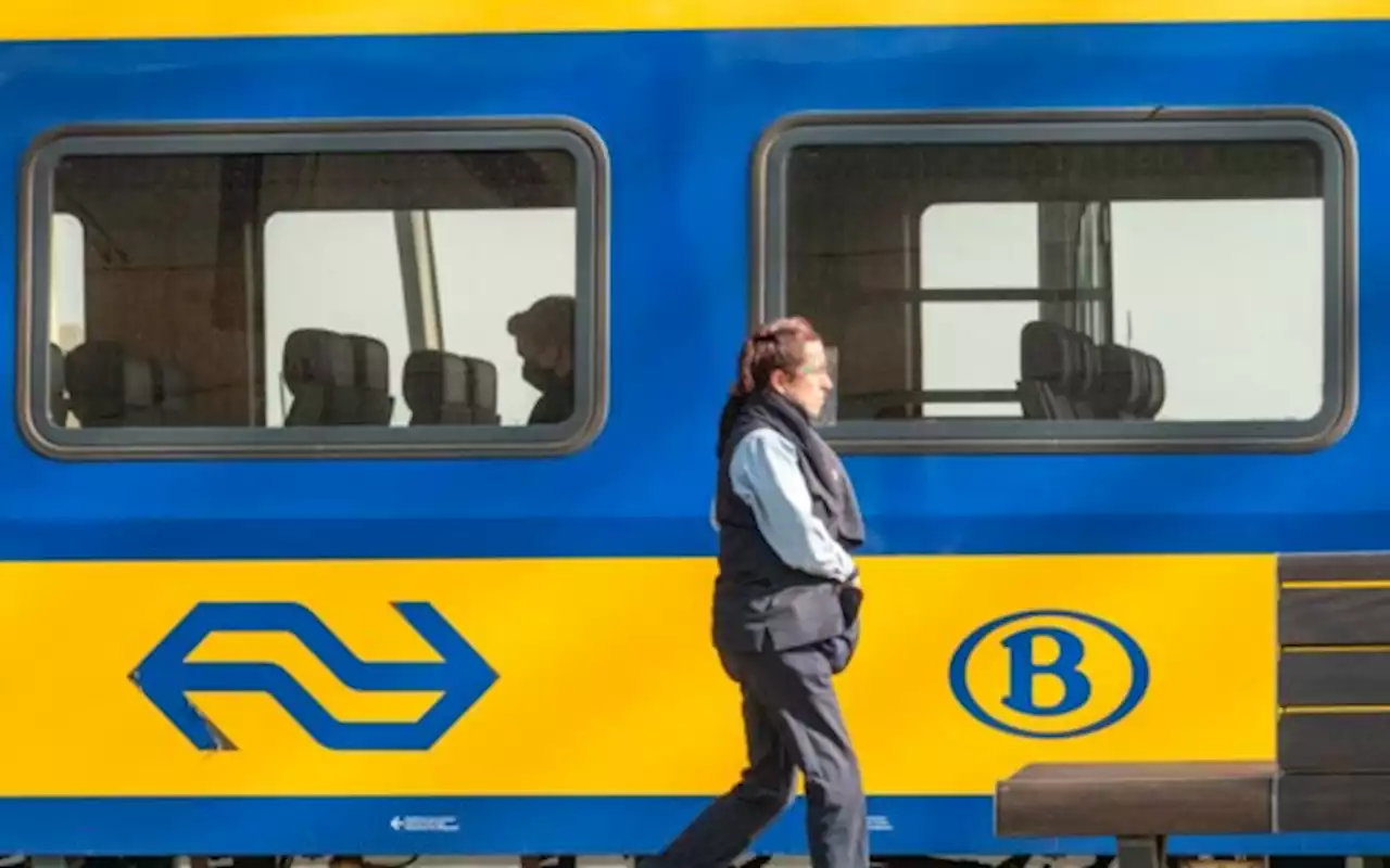 Honderden reizigers urenlang vast in trein van Brussel naar Amsterdam