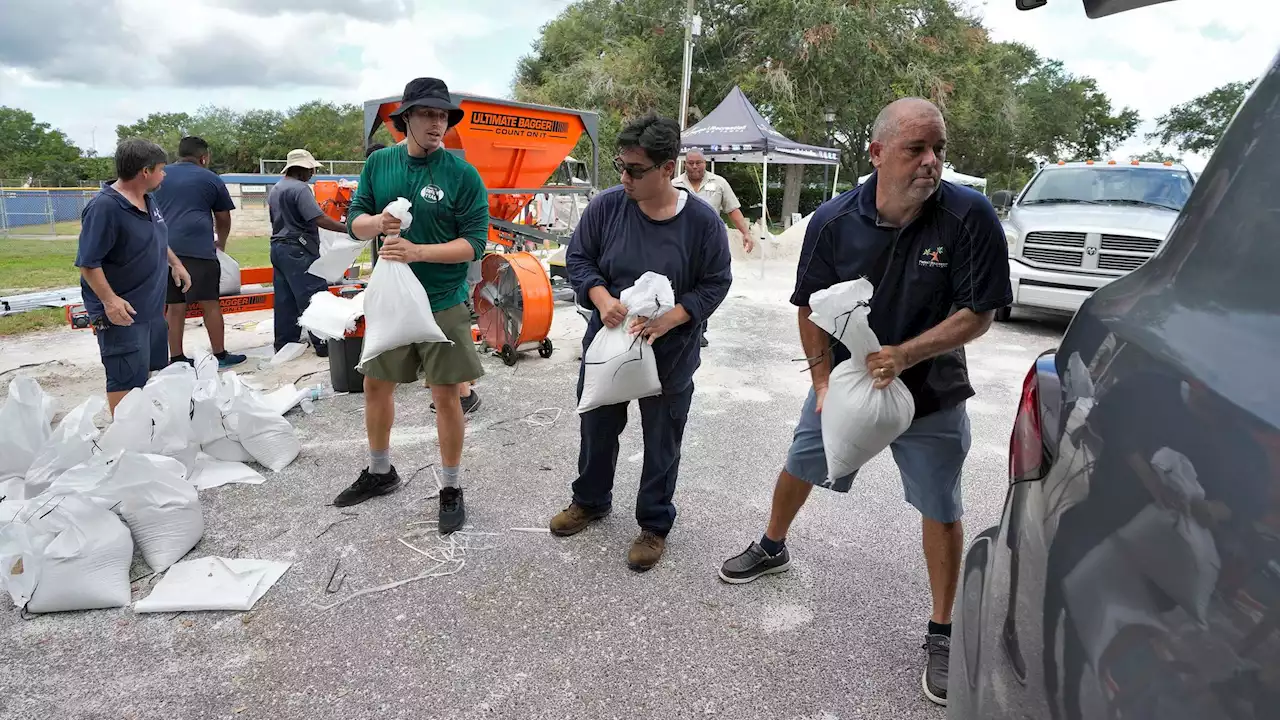 - Bewohner Floridas bereiten sich auf Ankunft von 'Idalia' vor