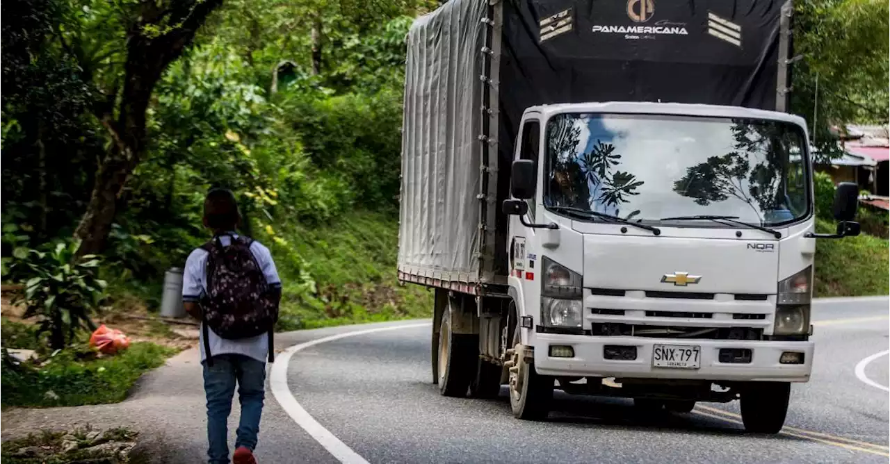 SuperIndustria investiga presuntas prácticas anticompetitivas en contratación de la Agencia Nacional de Infraestructura