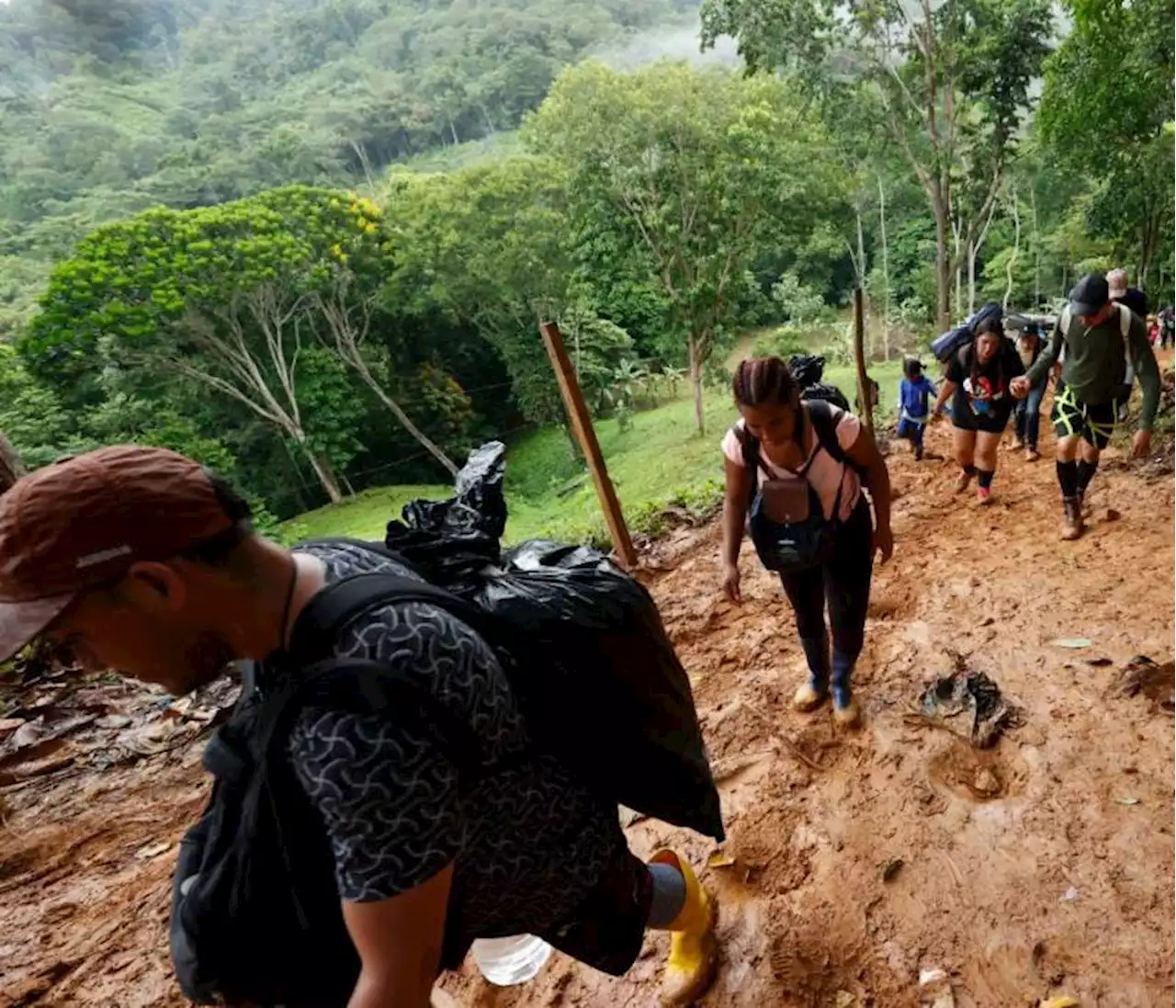 Defensores piden a Costa Rica y Colombia garantizar seguridad de los migrantes