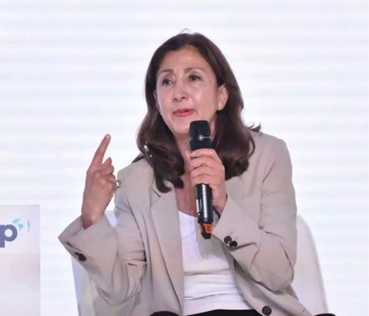 Ingrid Betancourt le responde a Petro: “Es un comentario machista”