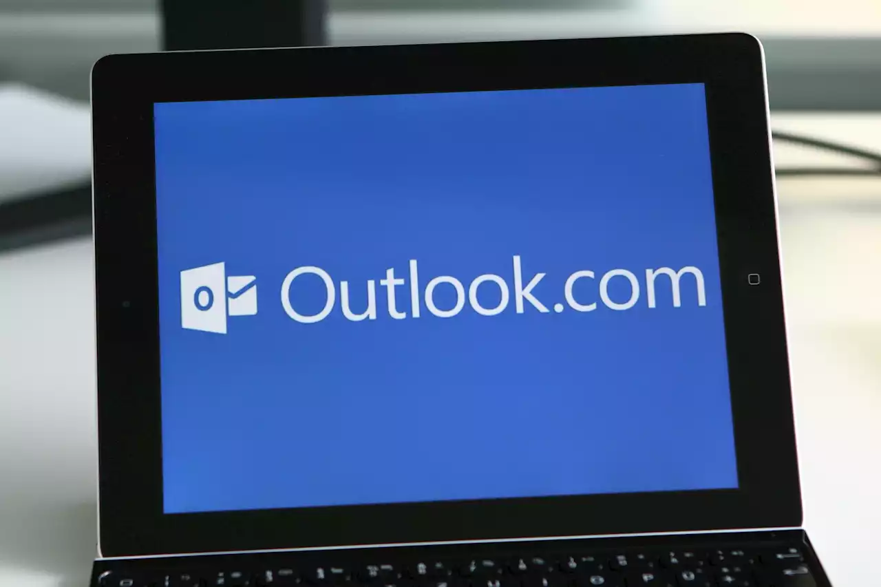 How To Recall And Replace An Email In Outlook